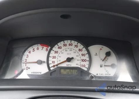 2004 Toyota Corolla Ce/Le/S z USA, uszkodzony, nr VIN 2T1BR32E04C180911